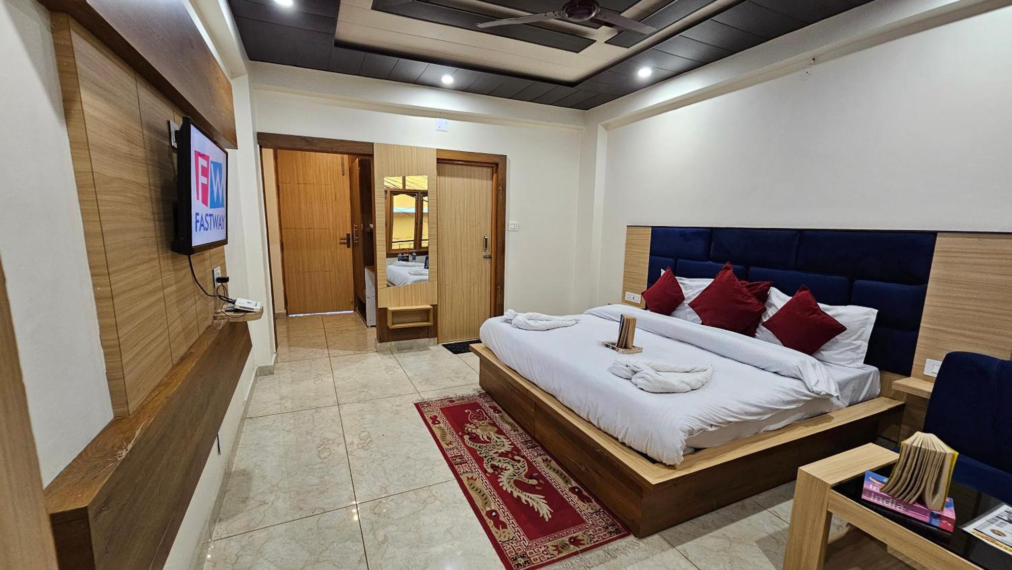 Green View Hotel And Restaurant McLeod Ganj Dış mekan fotoğraf