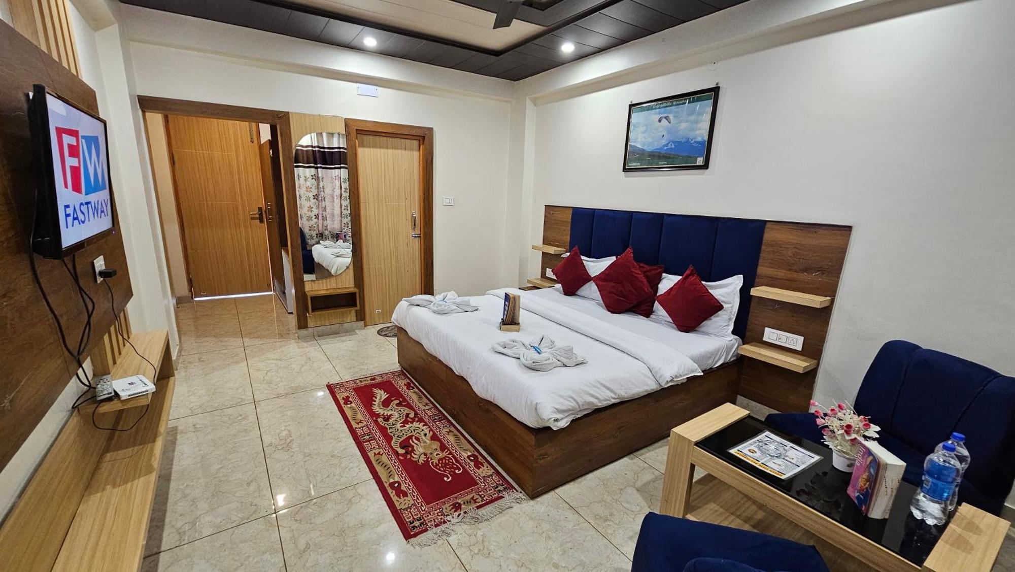 Green View Hotel And Restaurant McLeod Ganj Dış mekan fotoğraf