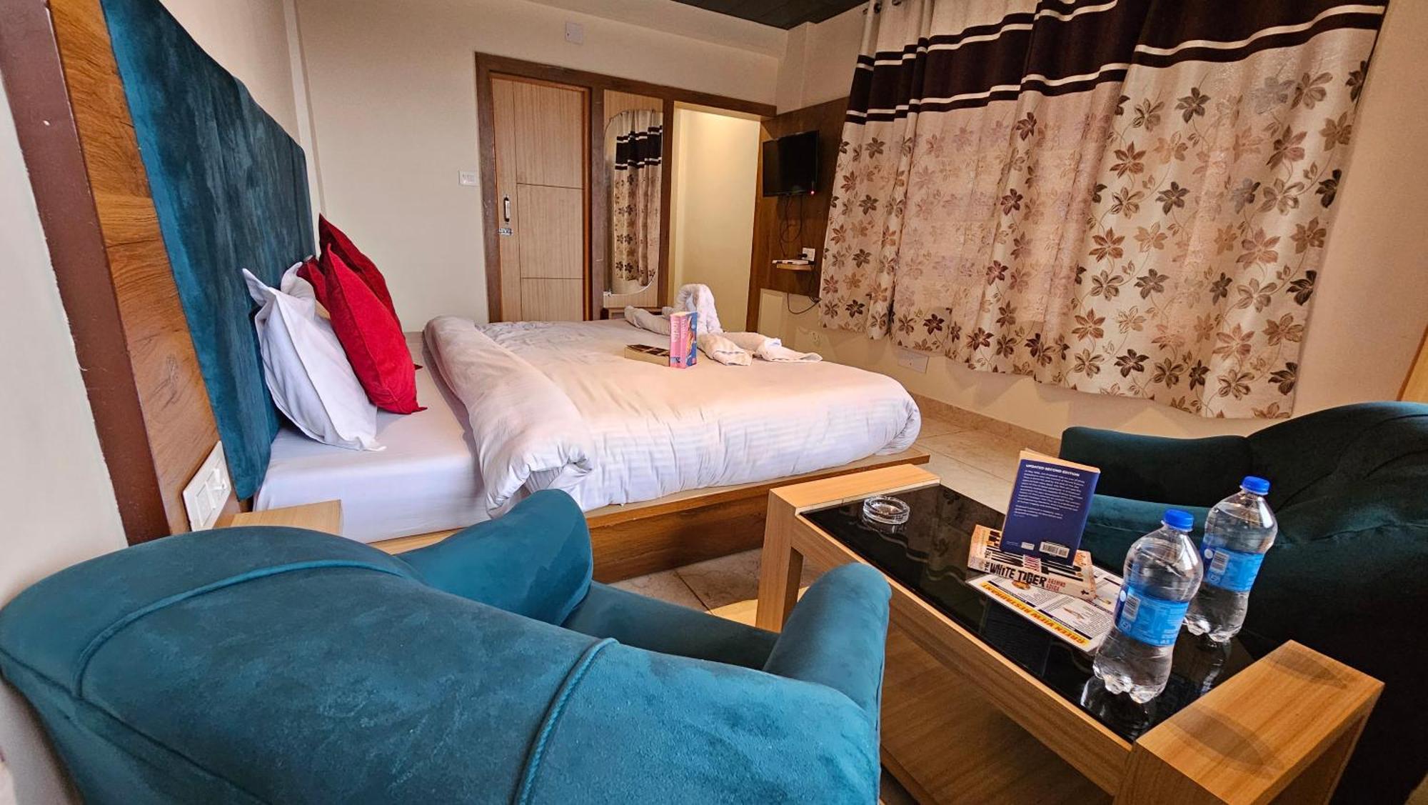 Green View Hotel And Restaurant McLeod Ganj Dış mekan fotoğraf